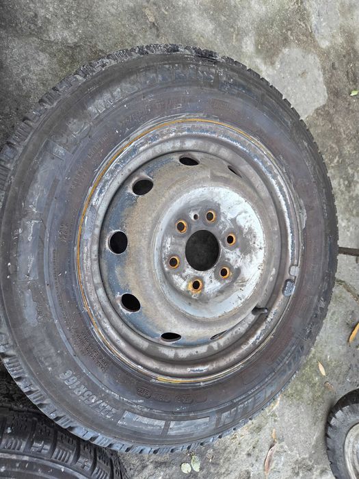 Iveco Daily III komplet felg 225/65 r16 et68 michelin ZIMA 22r.