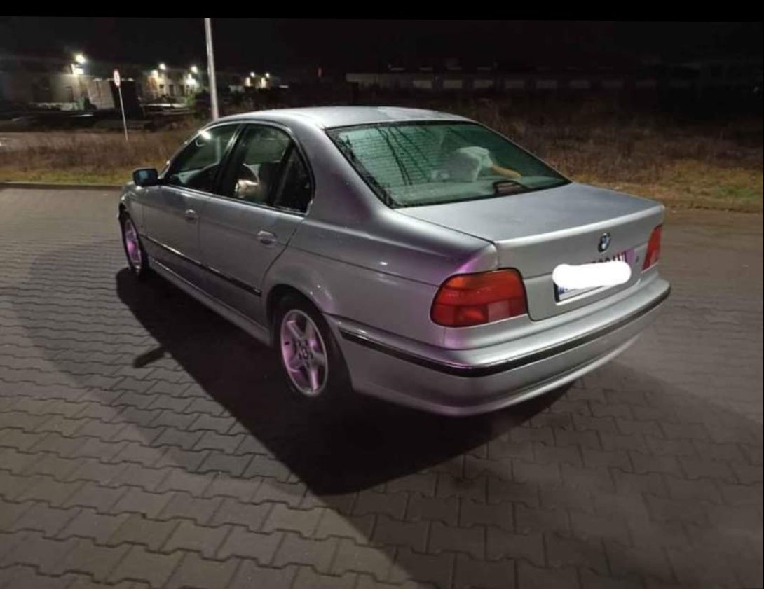 BMW E39 523i 2,5 benzyna LPG