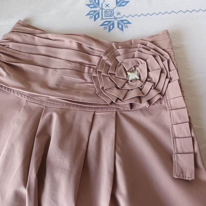 Юбка из натуральной ткани