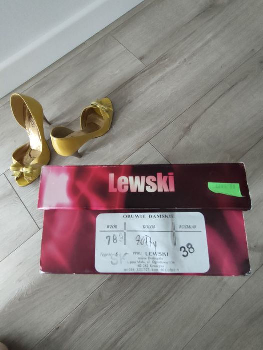 Półbuty damskie róż.38
