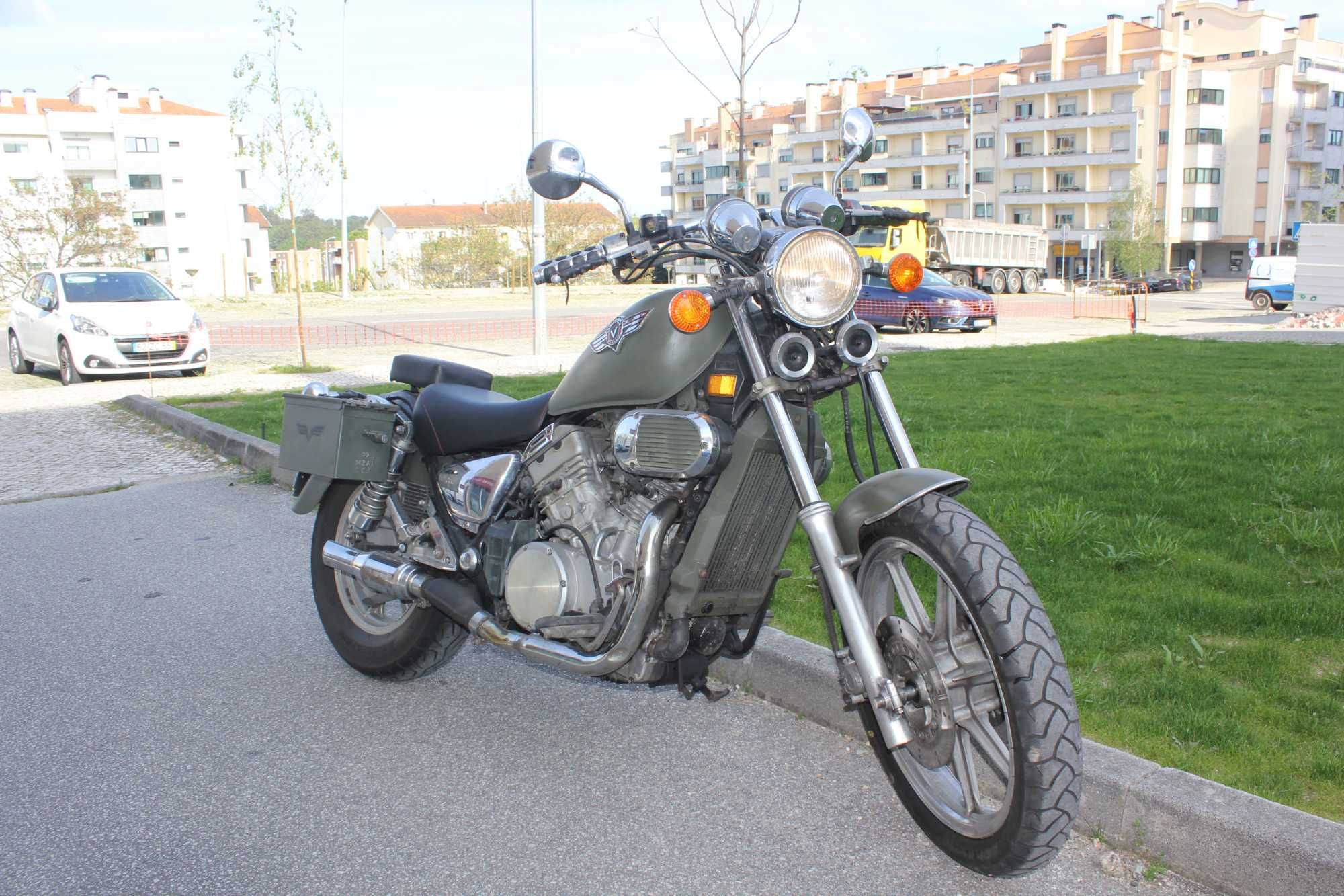 Kawasaki Vulcan VN 750