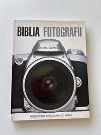 Biblia forografii Daniel Lezano