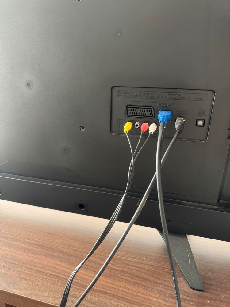 TV LG 43’’ com muito pouco uso