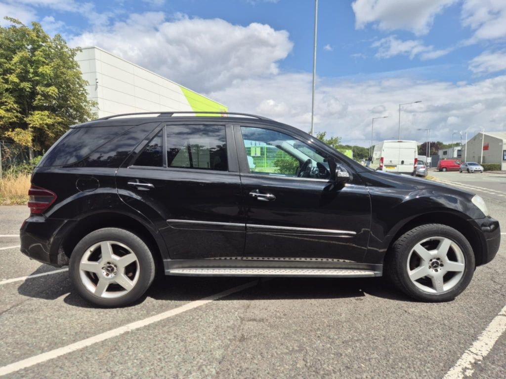 Mercedes ML 3.0 cdi pakiet AMG 2006 rok Anglik
