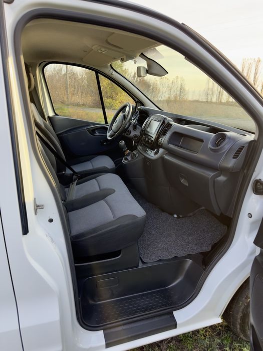 Продам Opel Vivaro в гарному стані