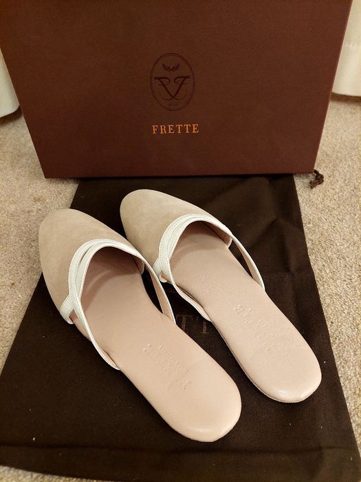 Замшеві кімнатні шльопанці Frette