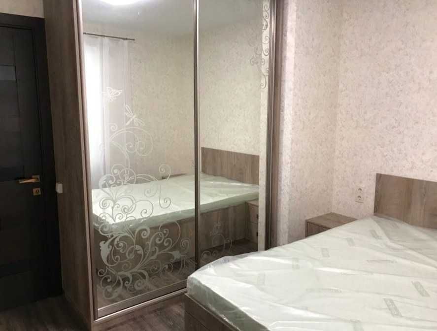 2к квартира на Сергея Данченко