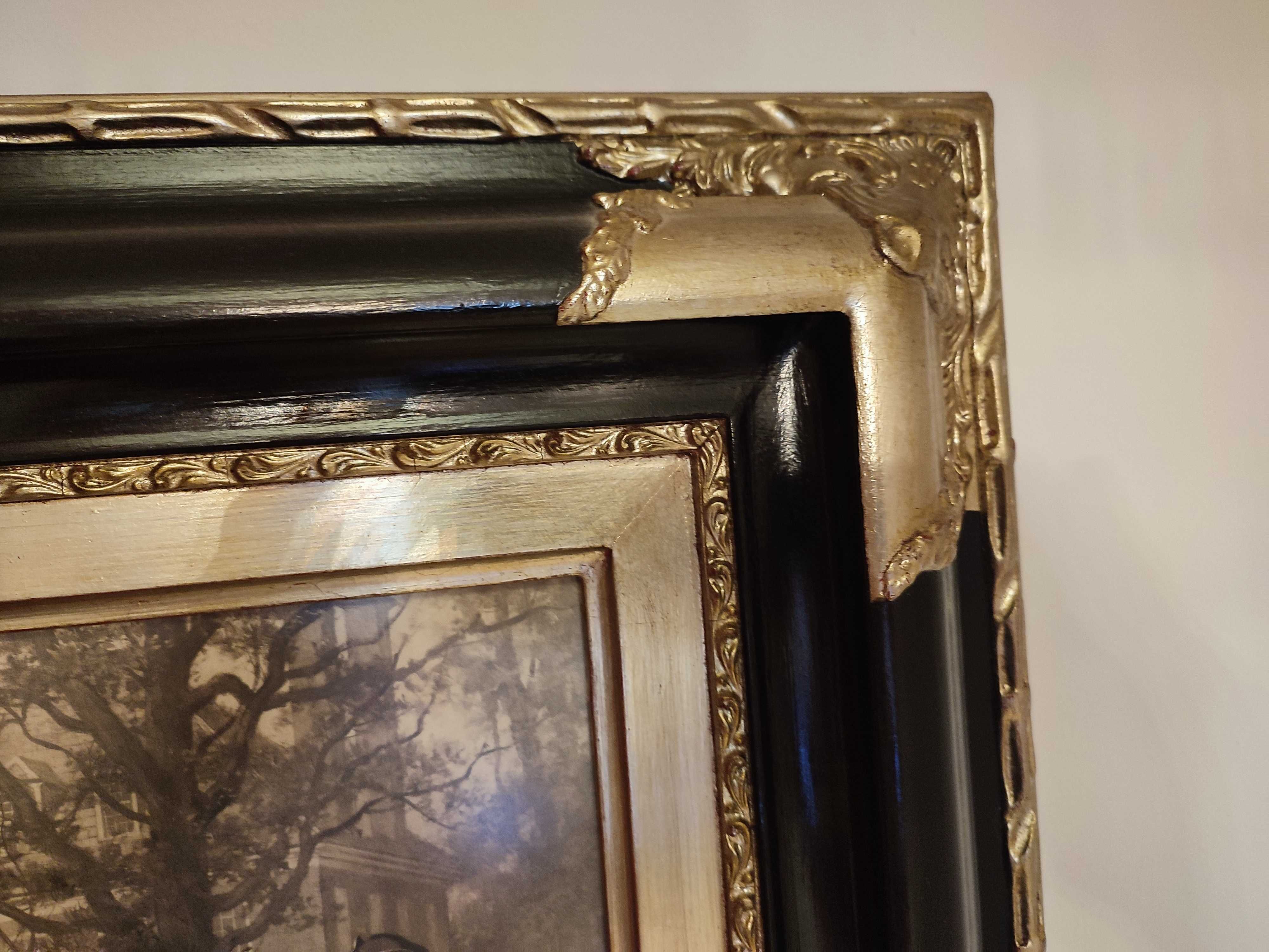 Quadro moldura preta e prata e gravura com caçada - LUXO
