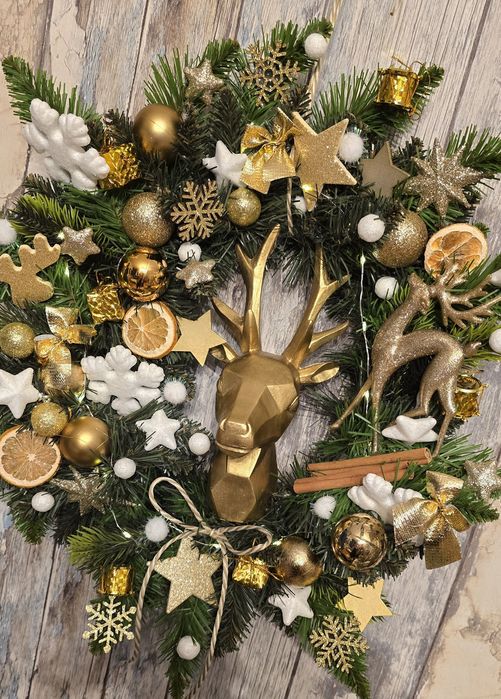 Wieniec ze złotym Jeleniem