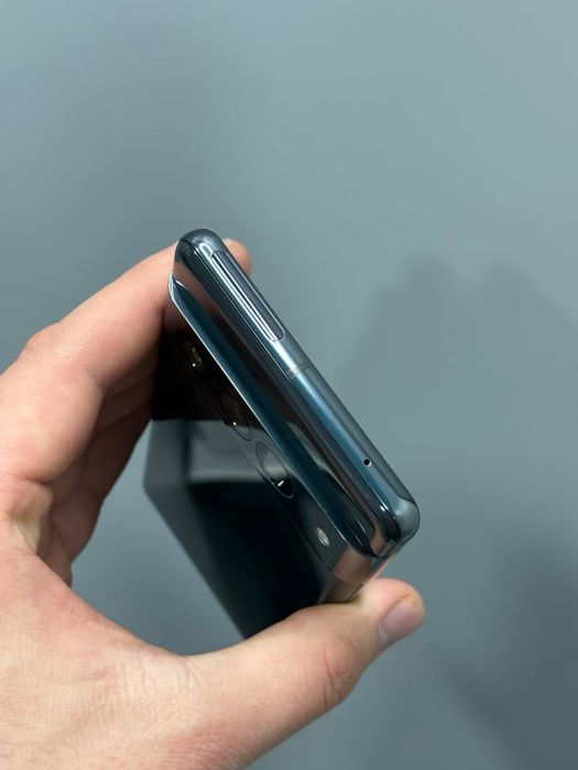 ГАРНИЙ Pixel 7 Pro 128Gb