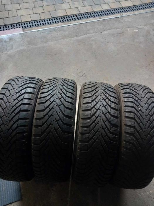 Komplet kół zimowych z oponami Medallion 195/65 R15 Hyundai i30