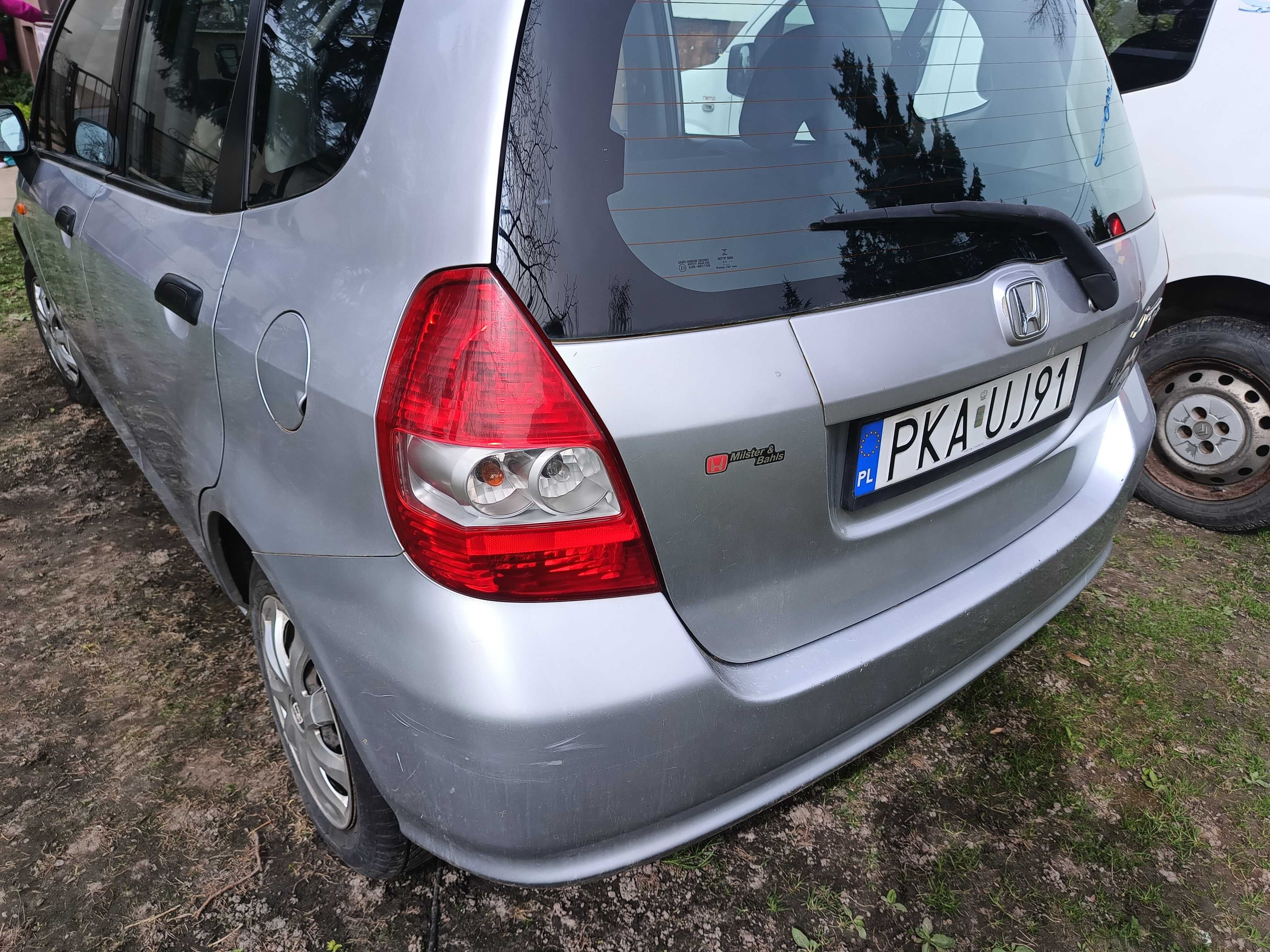 Honda Jazz z 2003 roku 1.3 benzyna