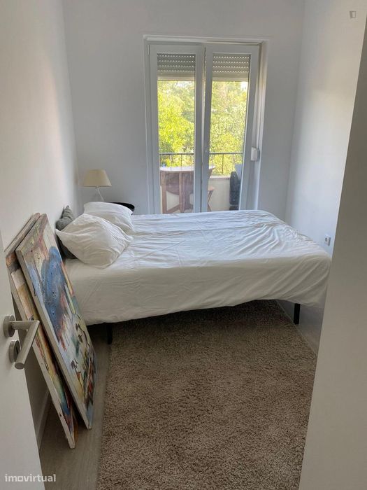 595225 - Quarto com cama de casal com varanda