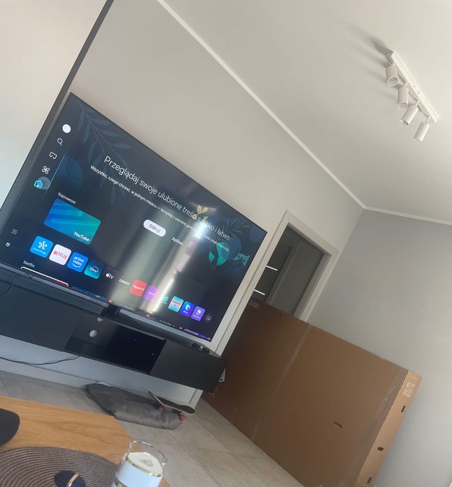 Sprzedam Tv Samsung 85cali QLED