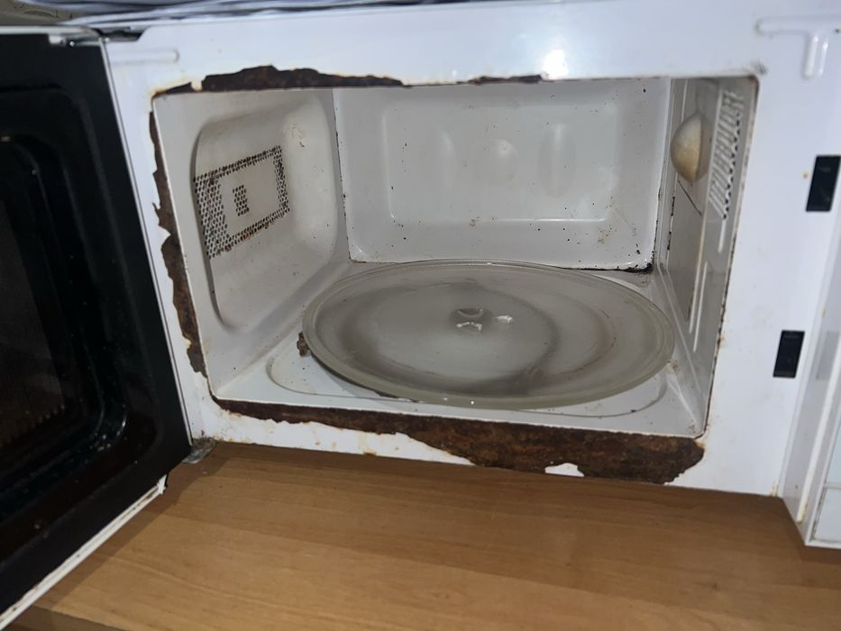 Мікрохвильова піч