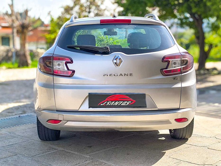 Renault Mégane Break Sport Tourer 1.5 DCI 110cv *Cx 6 Velocidades*