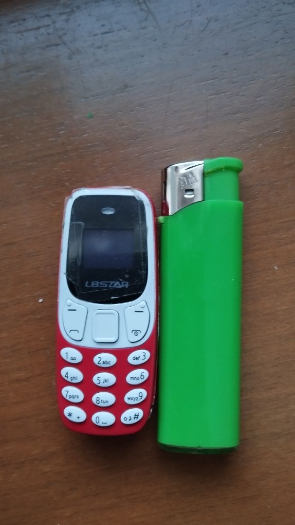 Sprzedam telefon komorkowy