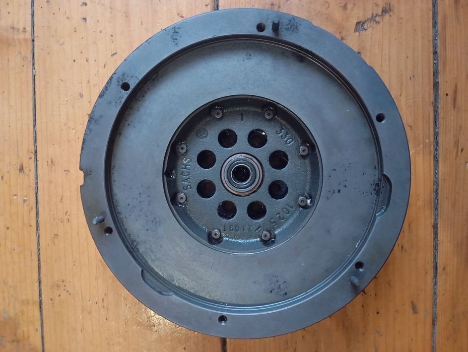 Демпфер до Мерседес Спрінтера 313 2009 для мотора OM651 Sachs