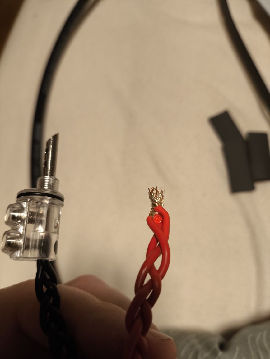 Kabel głośnikowy Neotech NES-3005 MKII UP-OCC 6x2,5mm2 dlugość  2x2m