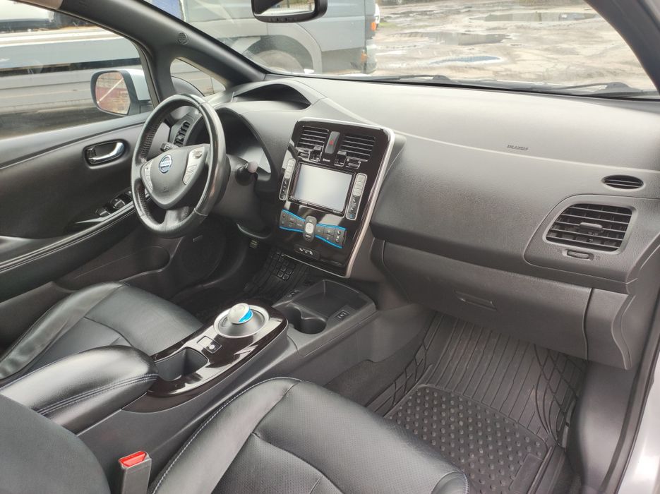 Nissan Leaf Ніссан Ліф