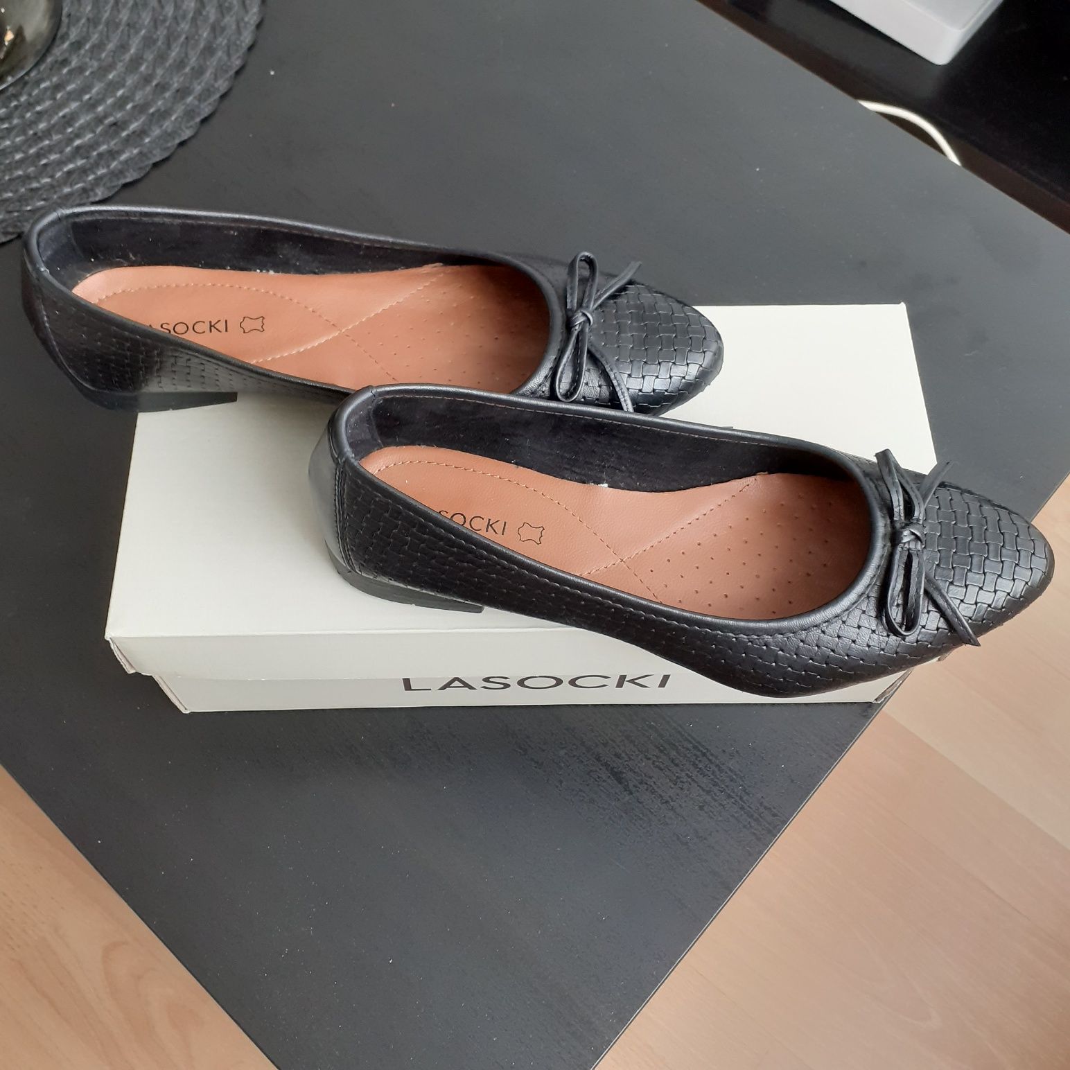 Buty damskie,nowe baleriny,czółenka czarne,R.36 LASOCKI