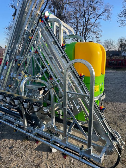 Opryskiwacz TOLMET 1000/600 lance 15m.rozkładane hydraulicznie NOWY