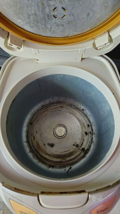 Фактически новая Мультиварка Liberton LMC 05-02
Всі у кого є хороша му