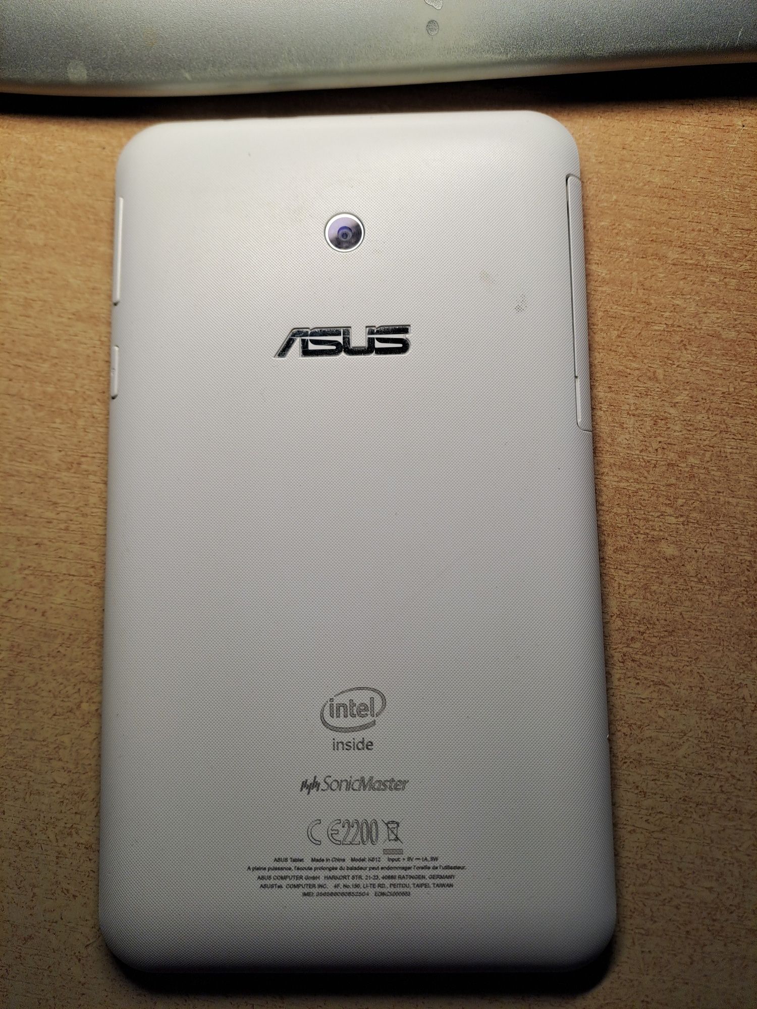 Планшет ASUS K012