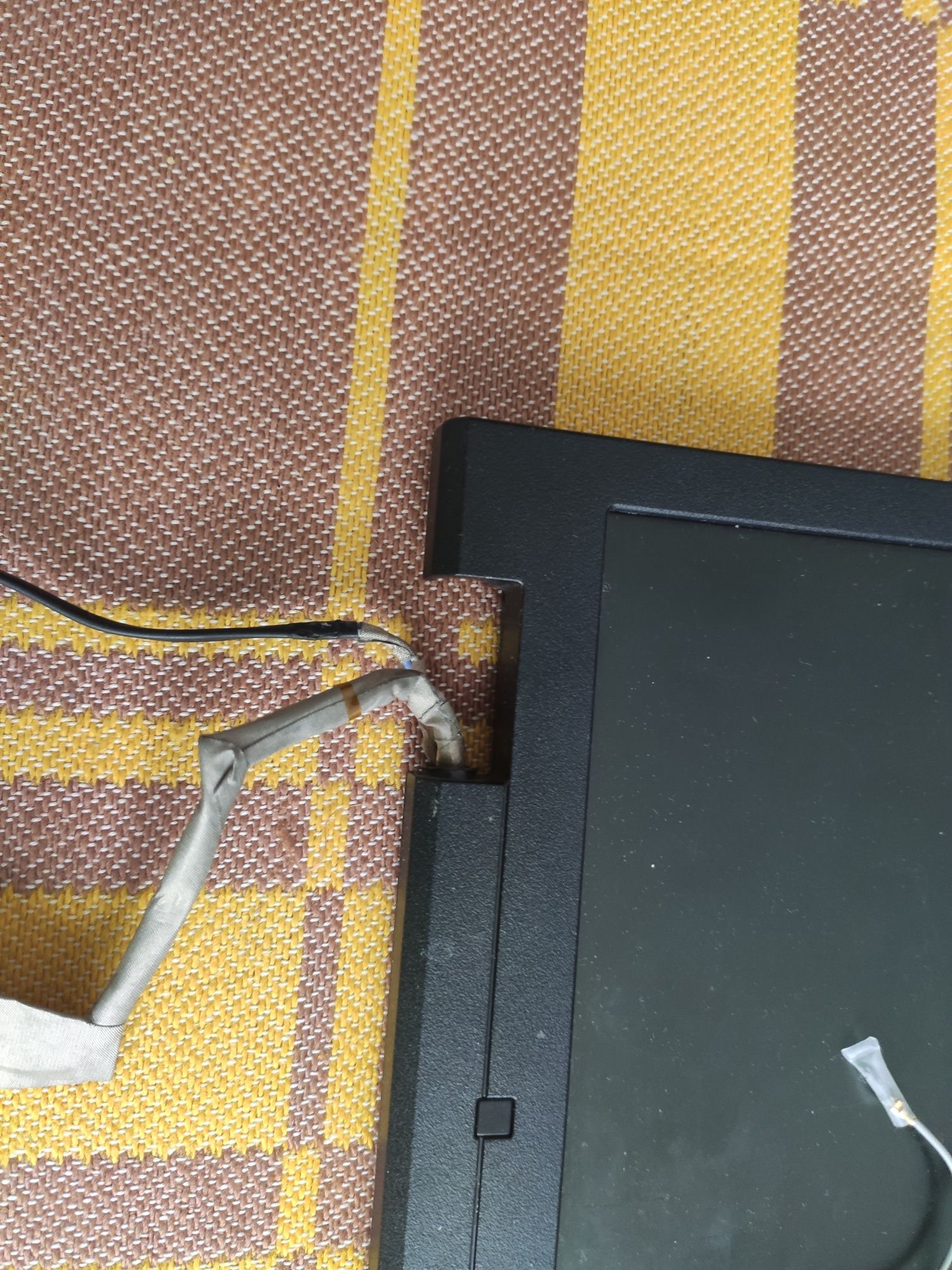 Martca LCD 15,4 m. im.  do Dell
