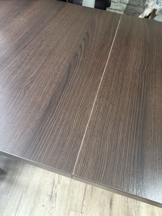 Stół ciemny  brąz   Wymiary na zdjęciach .