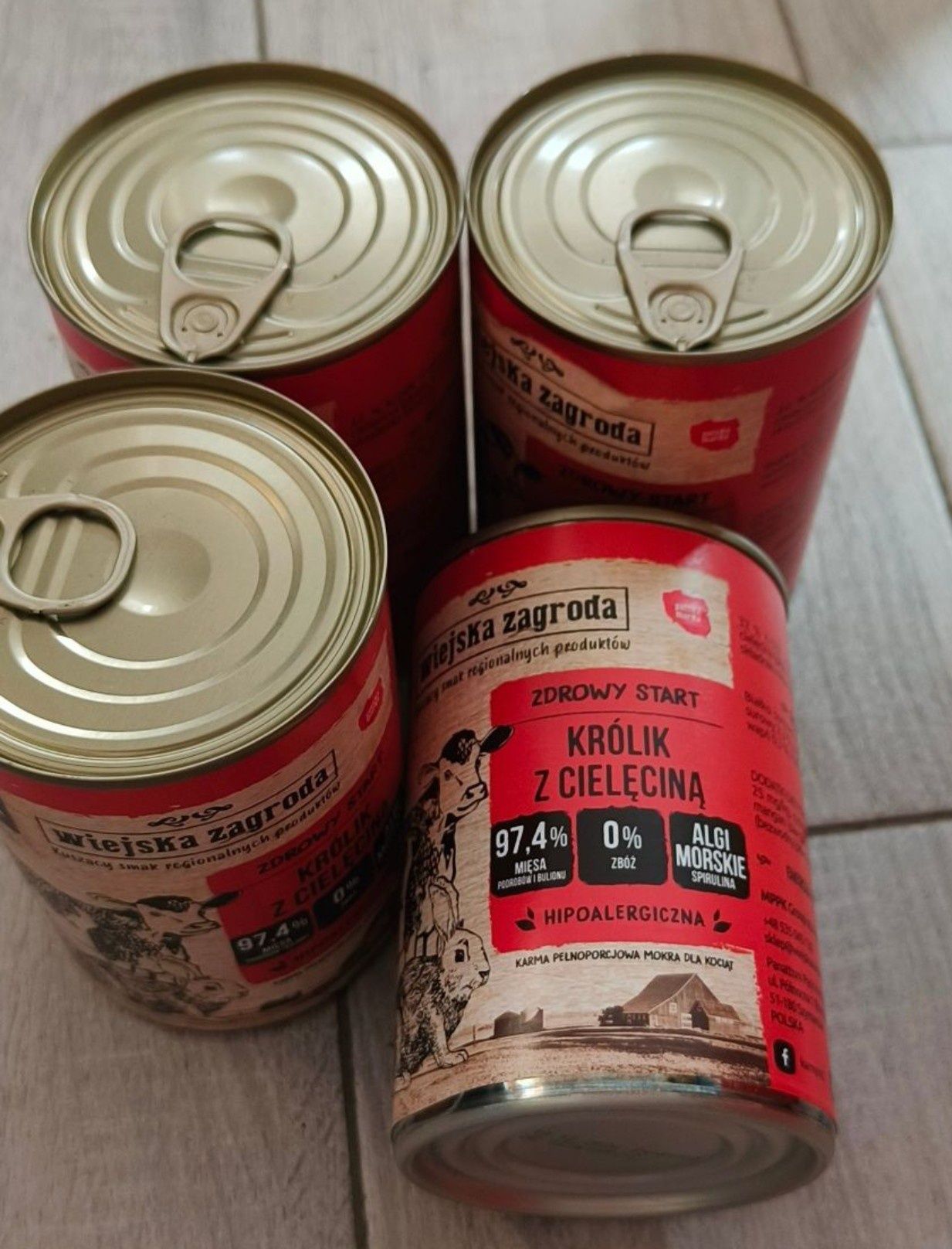 Pakiet puszek i przysmaków dla kota