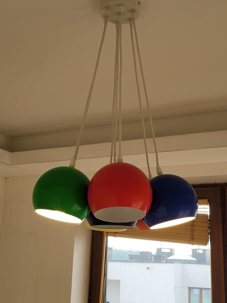 Żyrandol kolorowy siedmio kloszowy Kare Desiign