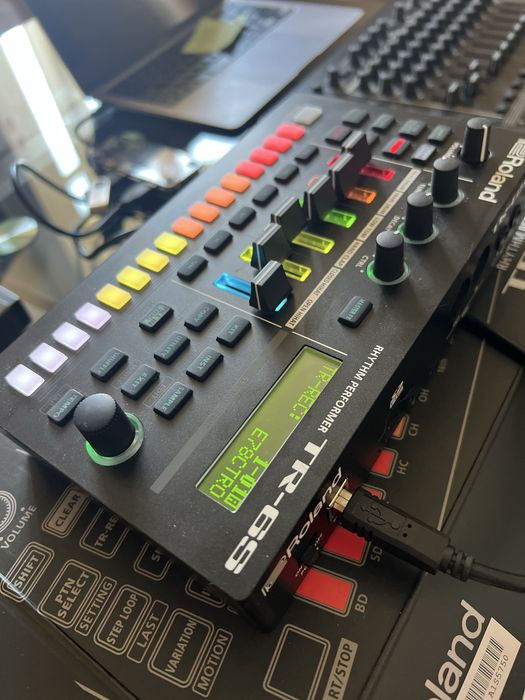 Roland TR-6S — ідеальний стан!