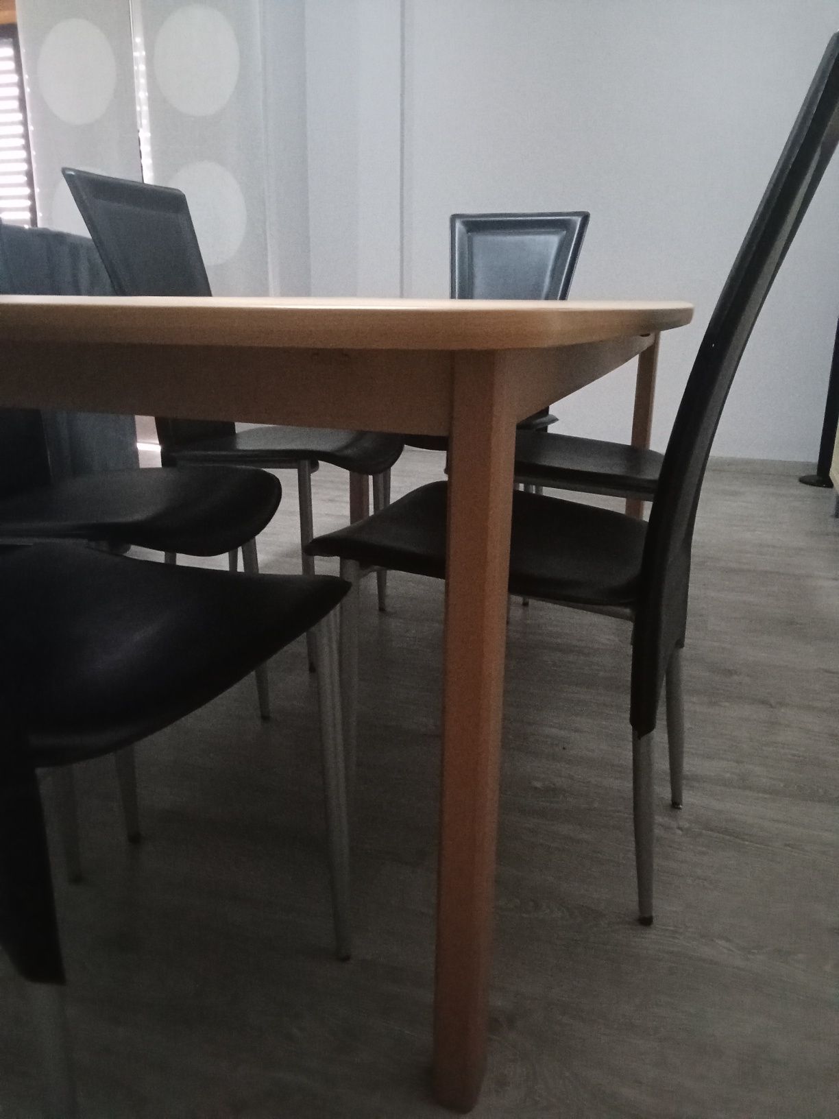 Mesa de jantar extensível IKEA + 6 cadeiras