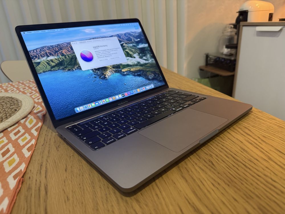 Macbook Pro 2020 i5 (último com intel)