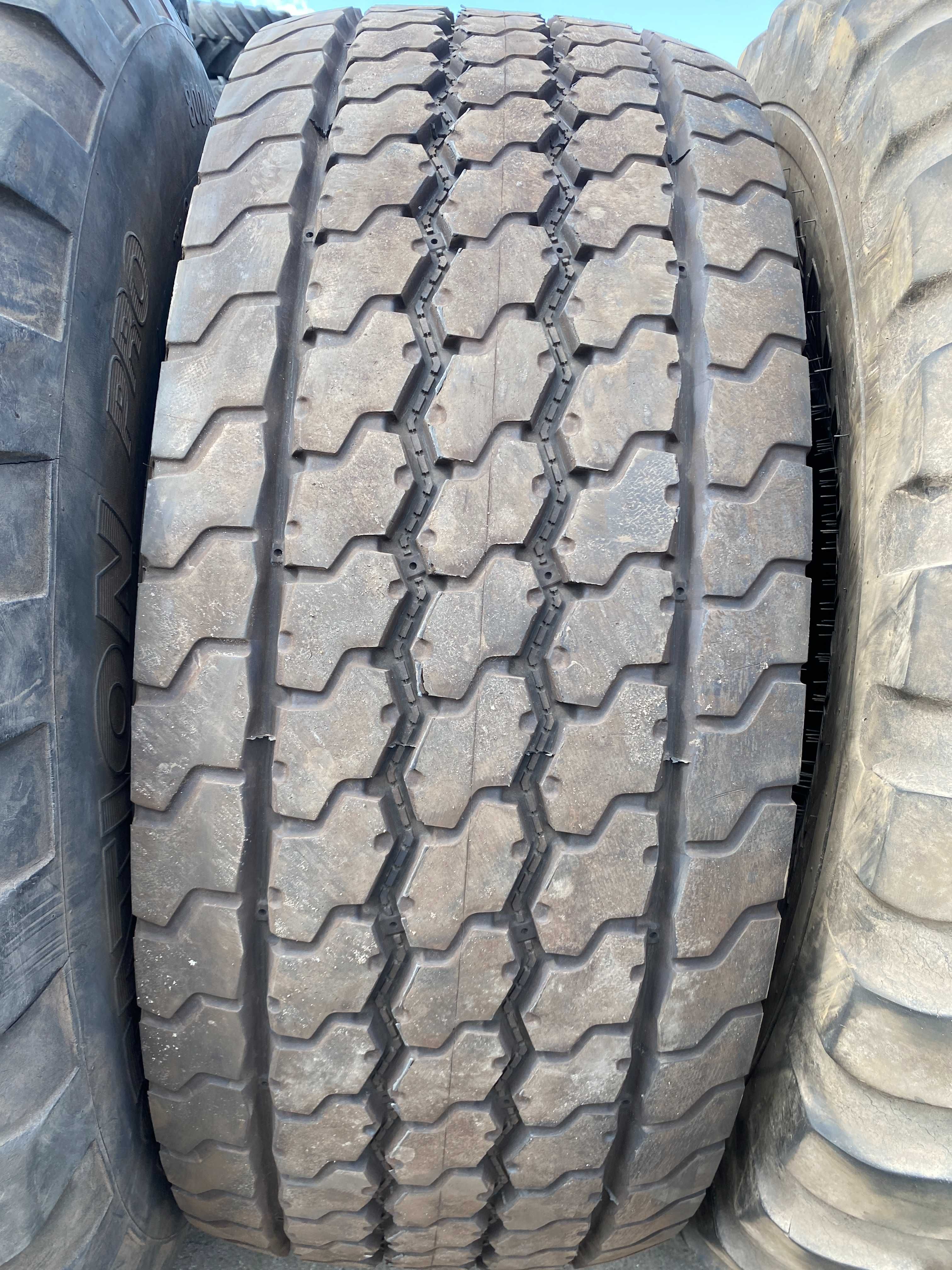 445/75r22.5 Good Year