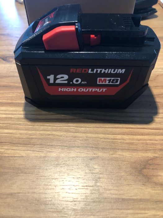 Nowa bateria milwaukee M18 12Ah