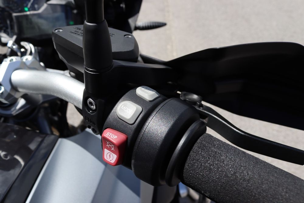 Bmw 1200 gs- Linha Akrapovik- Vendo ou troco