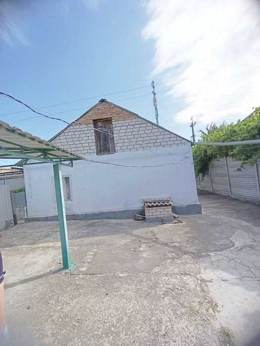 Продаю будинок, 8-ма Воєнна
