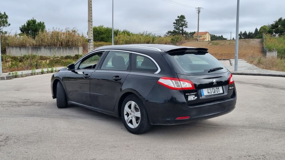 Peugeot 508 SW 2011