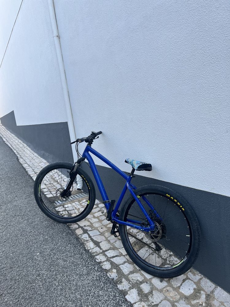 Rockrider ST530 cheia de material!!
