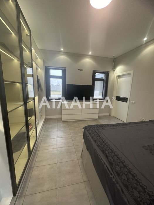 Одноэтажный дом на 20 сотках в пригороде Одессы