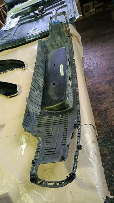 Friso de parachoques de trás do Kia rio lll de 2015