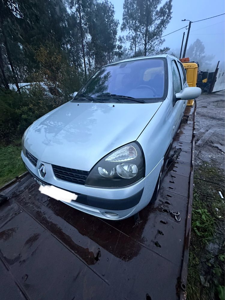 Renault Clio 1.5 Dci ano 2003 para peças