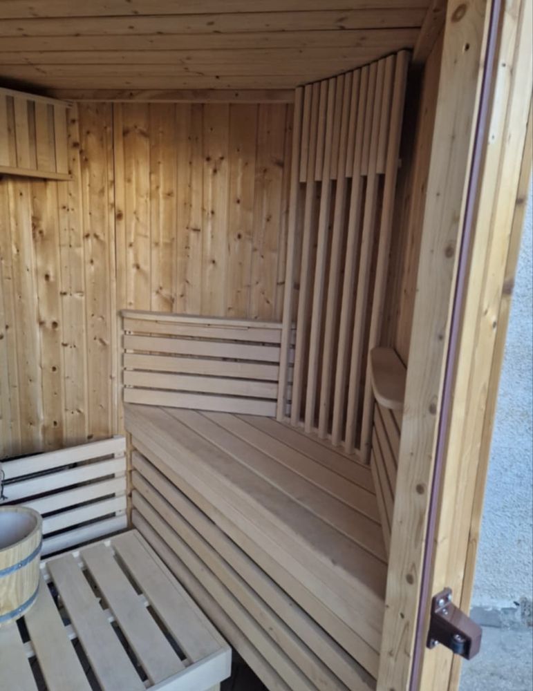 Sauna zewnętrzno-wewnętrzna