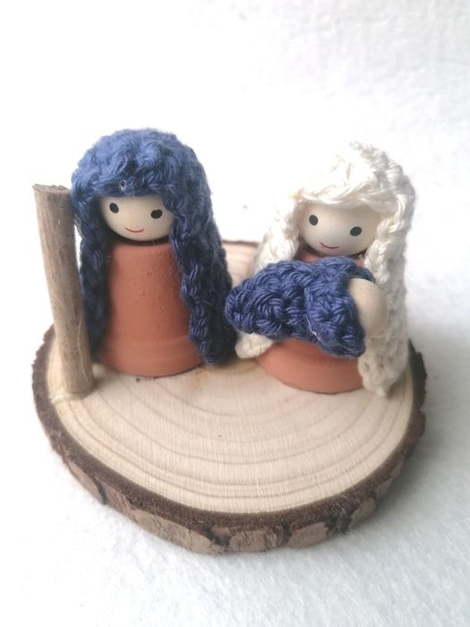 Presépio artesanal, 7 cm.