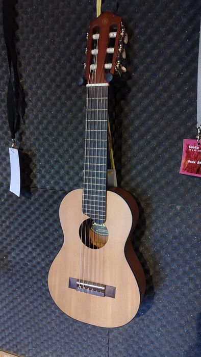 Guitalele Yamaha