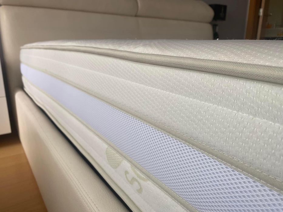 Colchao casal | 195 x 180 x 26