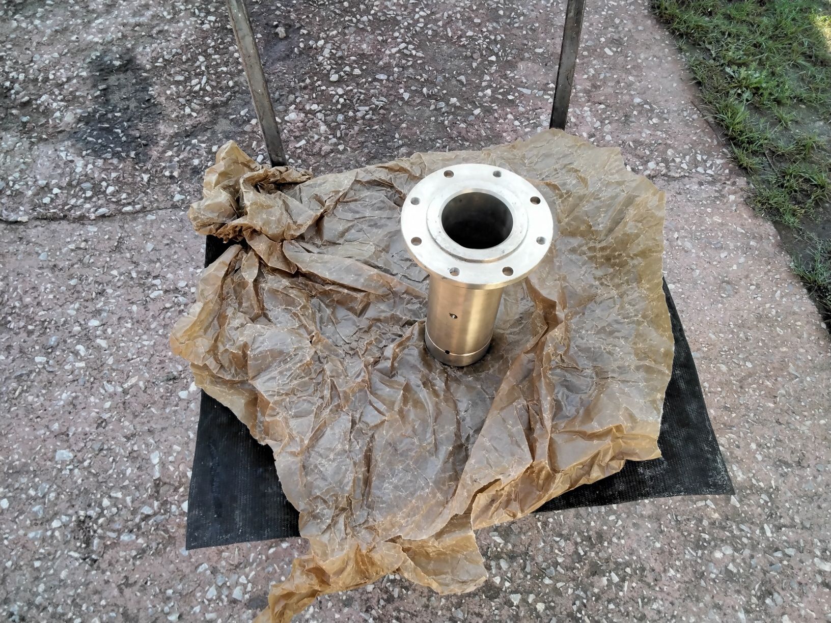 Kuter kh200 tuleja rufowa na wał
