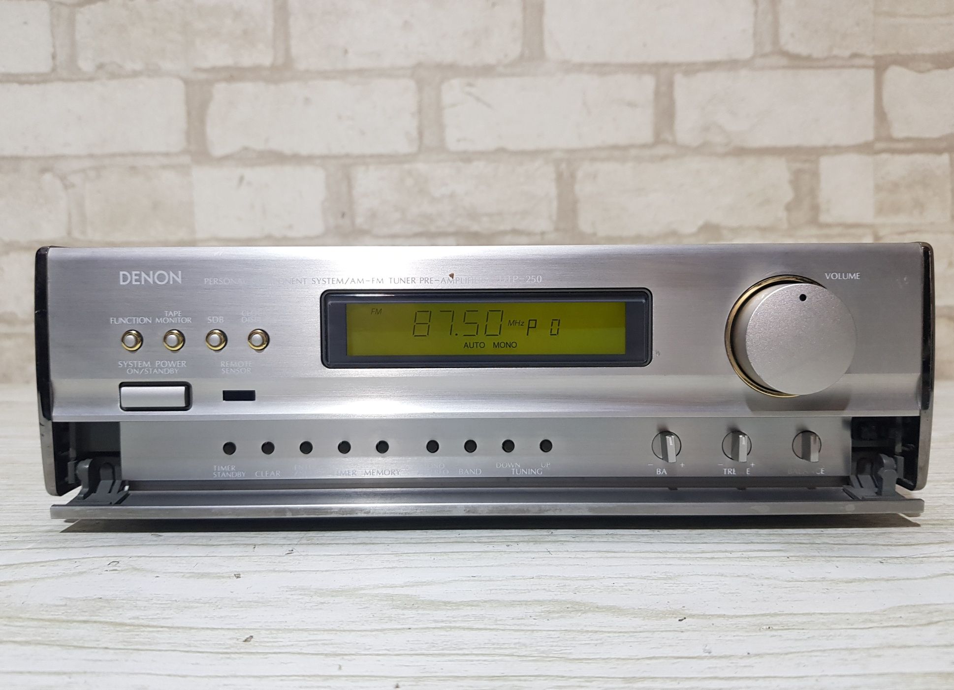 FM/AM Предпідсилювач/Denon UTP 250 б/у з Німеччини